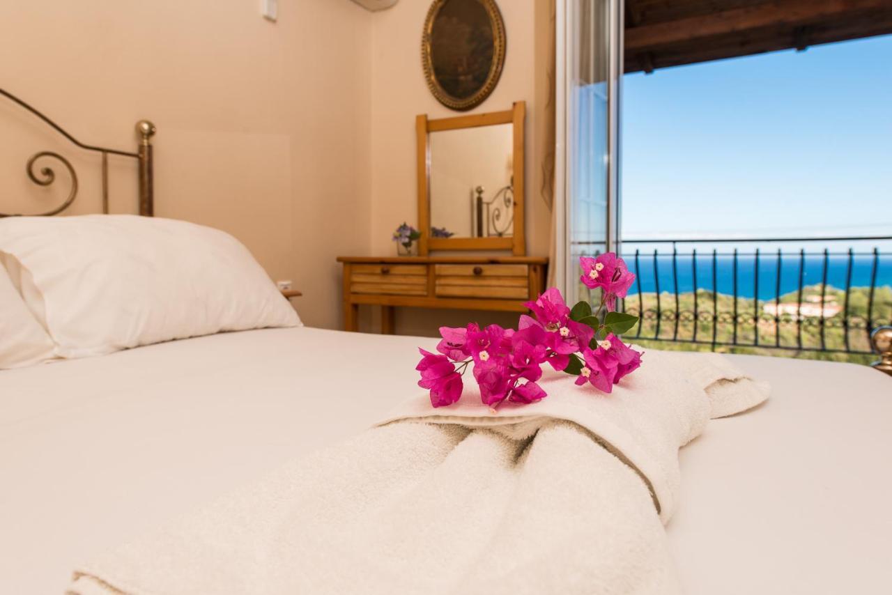 Fiore Hill Sea View Studios Vasilikos  Bilik gambar